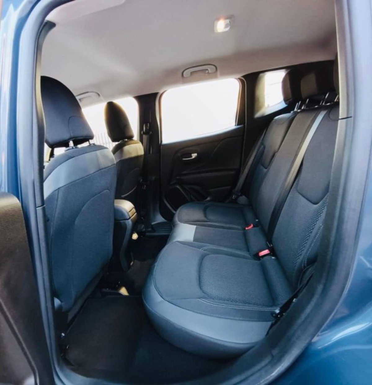 Jeep Renegade 1.6 Mjt 130 CV Limited (7)