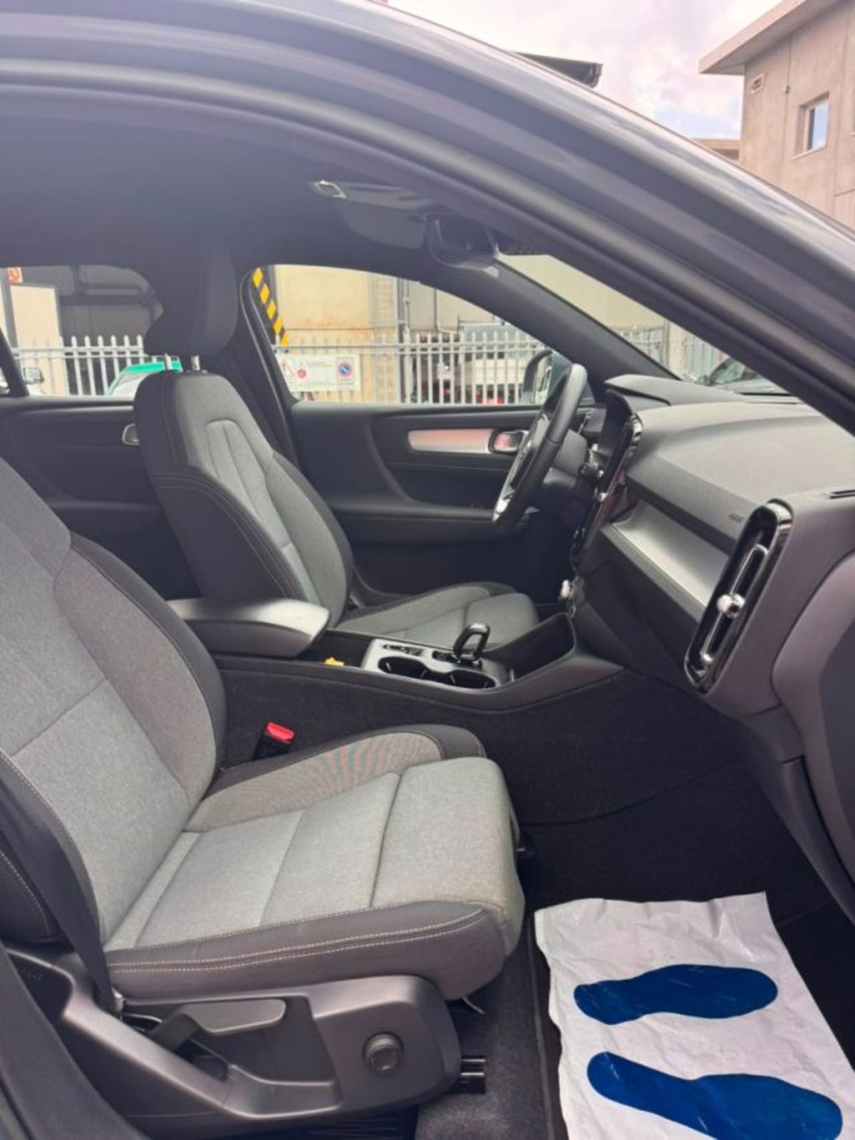 Volvo XC40 T4 Recharge Plug-in Hybrid automatico Plus Bright N1 (9)