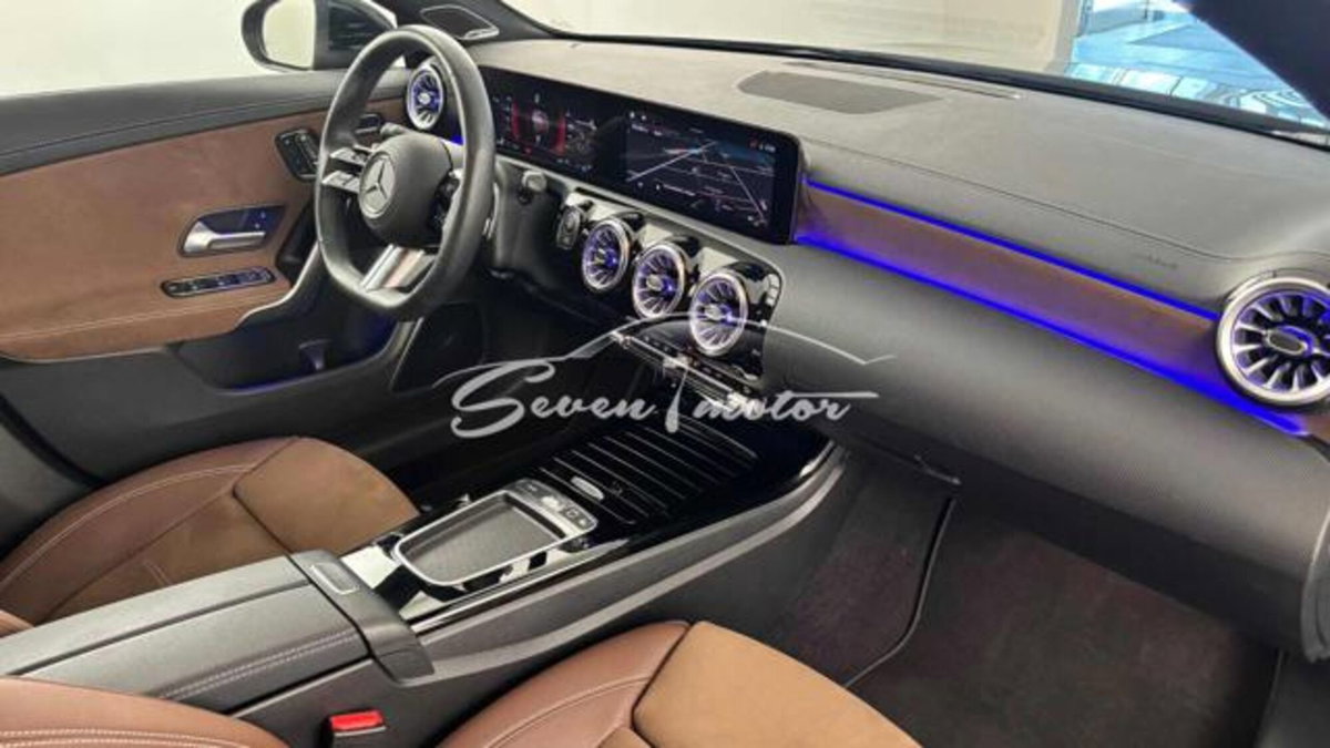 Mercedes-Benz CLA Shooting Brake 200 AMG Line Premium Plus auto (13)