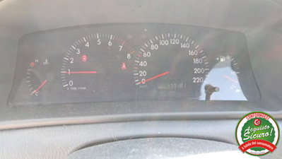 Toyota Corolla 1.4i 16V cat 5 porte Sol (6)