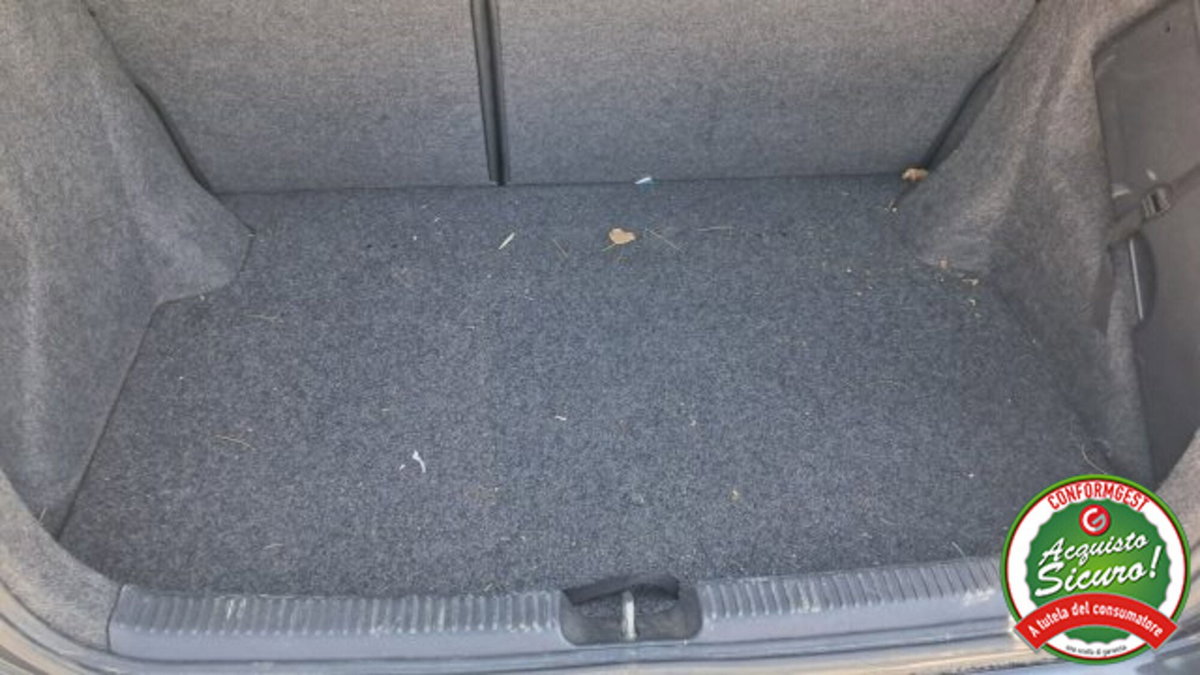 Toyota Corolla 1.4i 16V cat 5 porte Sol (7)