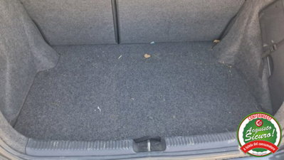 Toyota Corolla 1.4i 16V cat 5 porte Sol (7)