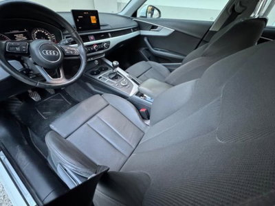 Audi A4 Avant 2.0 TDI 150 CV (12)