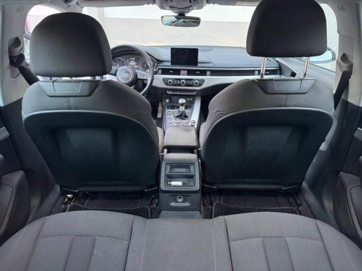 Audi A4 Avant 2.0 TDI 150 CV (16)