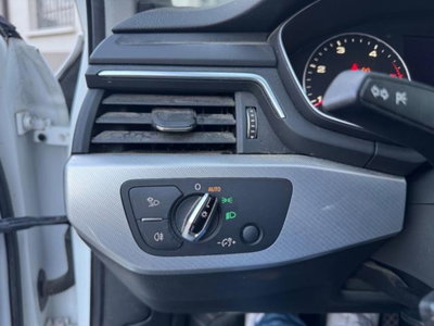 Audi A4 Avant 2.0 TDI 150 CV (18)