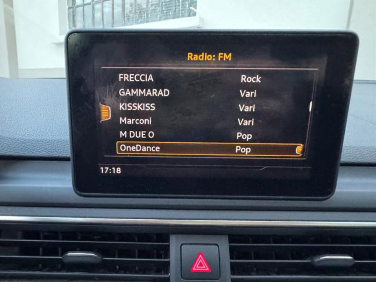 Audi A4 Avant 2.0 TDI 150 CV (20)