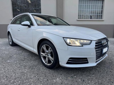 Audi A4 Avant 2.0 TDI 150 CV (3)