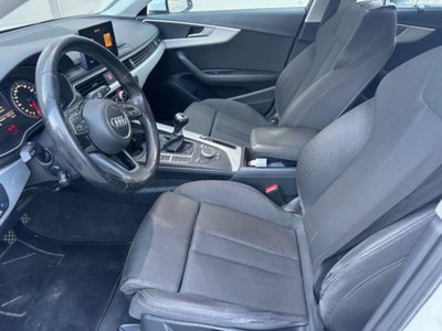 Audi A4 Avant 2.0 TDI 150 CV (8)
