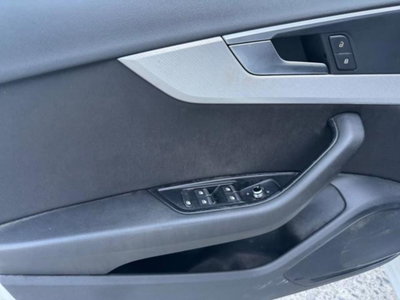 Audi A4 Avant 2.0 TDI 150 CV (9)