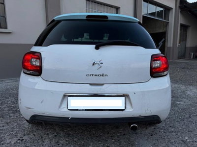 Ds DS 3 Coupé DS 3 1.6 e-HDi 90 airdream CMP6 Just Black (5)