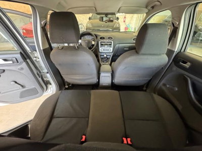 Ford Focus 1.6 TDCi (90CV) 5p. (12)