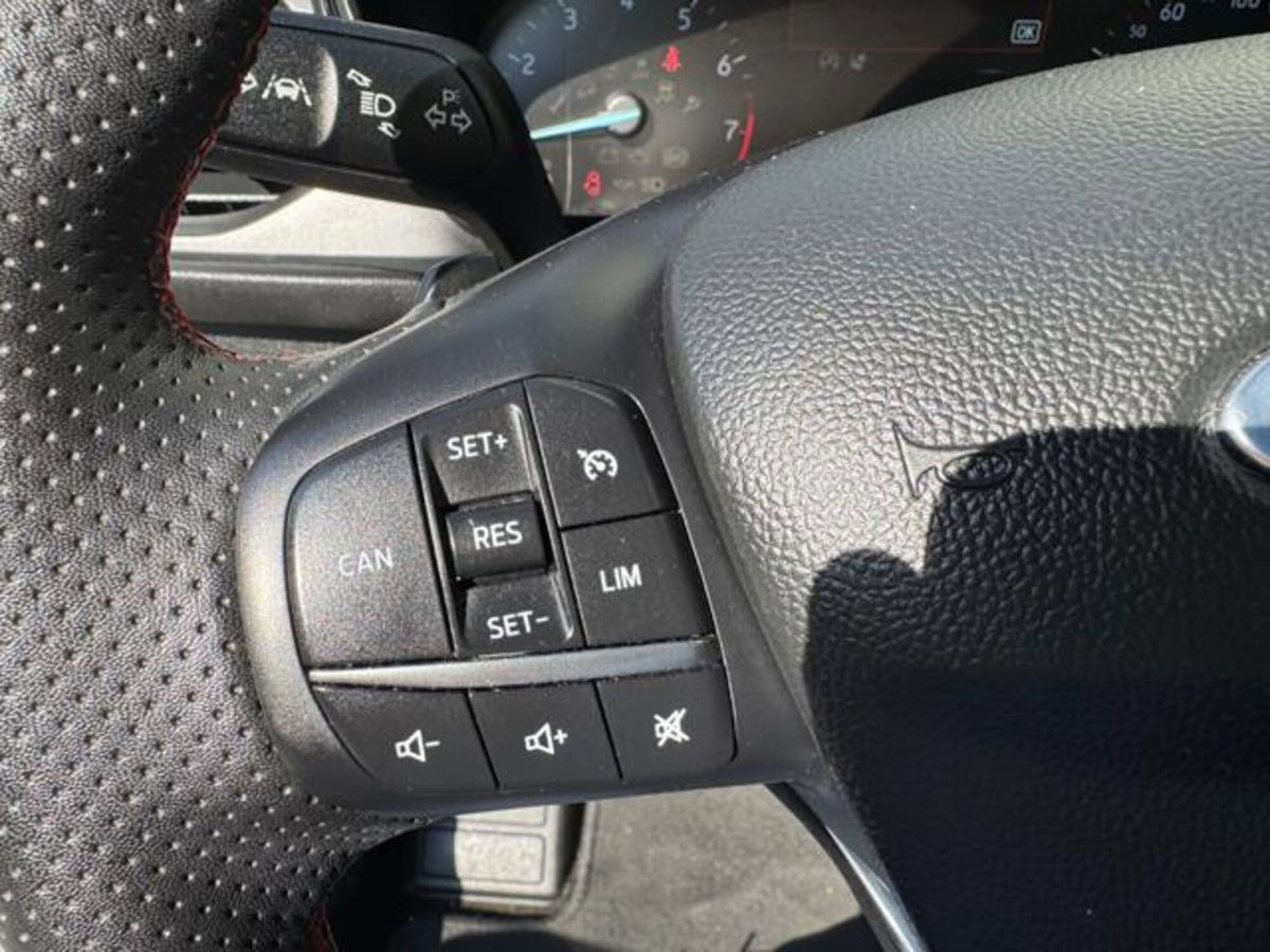 Ford Focus Station Wagon 1.0 EcoBoost Hybrid 125CV Powershift SW ST-Line Design (20)