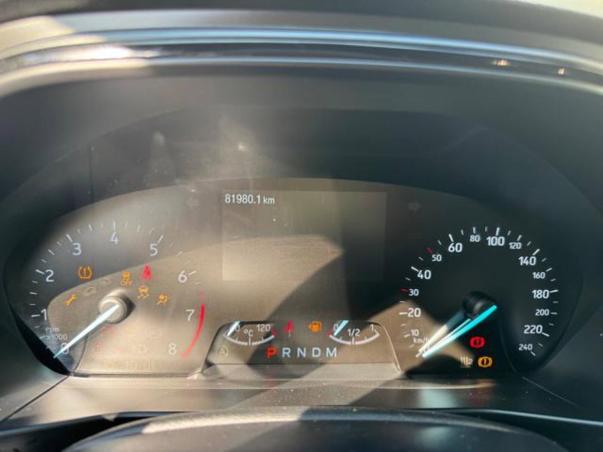 Ford Focus Station Wagon 1.0 EcoBoost Hybrid 125CV Powershift SW ST-Line Design (7)