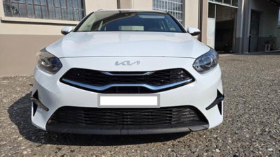 Kia Ceed Sport Wagon 1.6 CRDi 136 CV MHEV iMT SW Business Class (2)