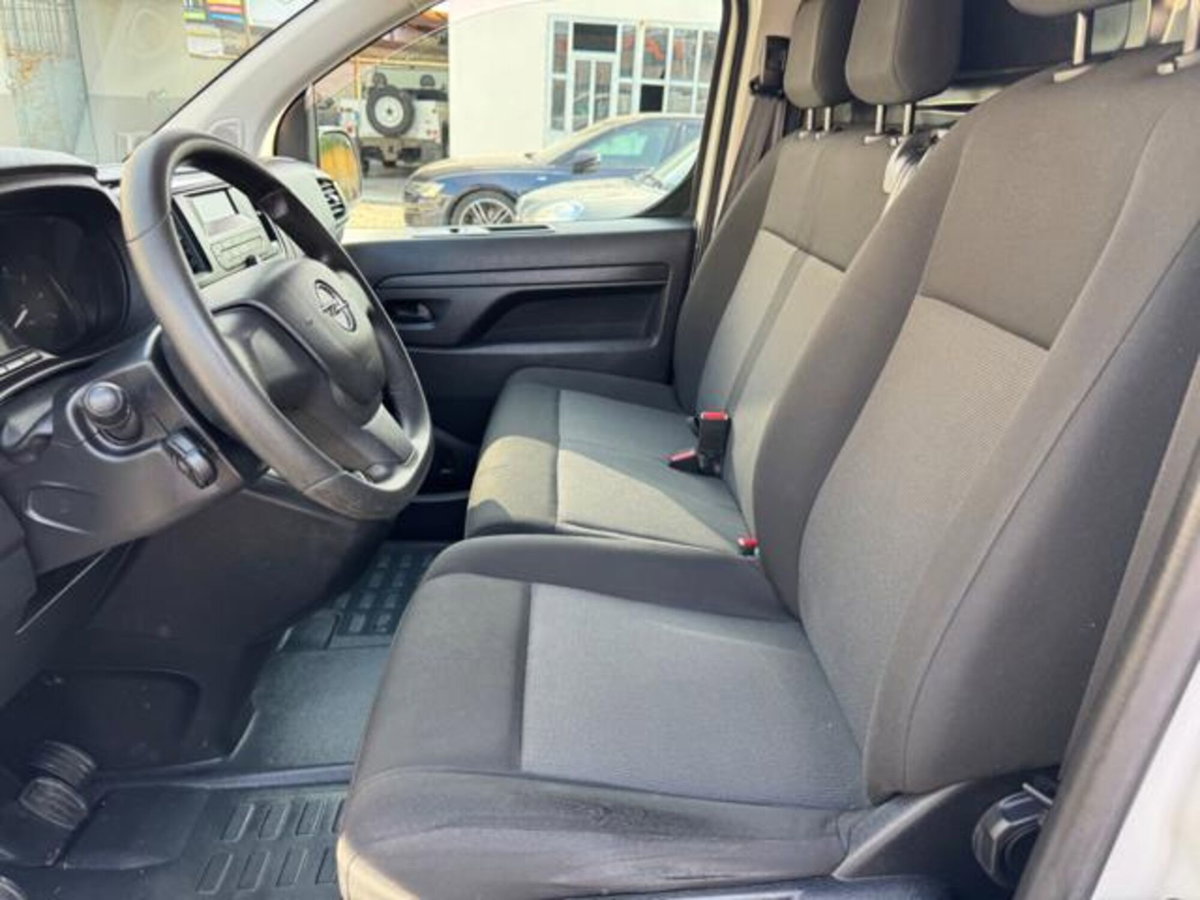 Opel Vivaro Furgone 1.5 Diesel 100CV S&S PL-TN M Furgone Enjoy (8)