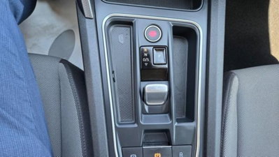 SEAT Leon ST Sportstourer 1.0 etsi Business 110cv dsg (15)