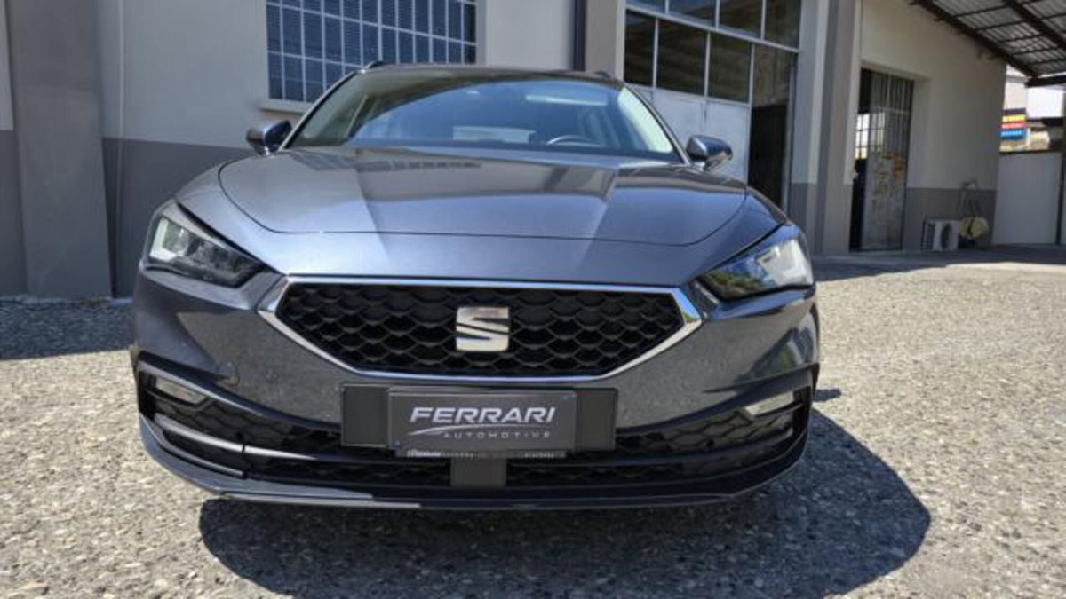 SEAT Leon ST Sportstourer 1.0 etsi Business 110cv dsg (2)