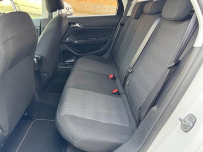 Peugeot 308 SW 1.6 HDi 92 CV Business (10)