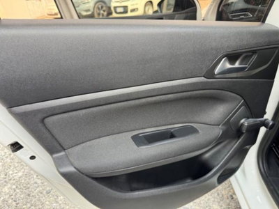 Peugeot 308 SW 1.6 HDi 92 CV Business (11)