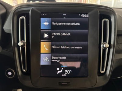 Volvo XC40 T2 automatico Core (19)