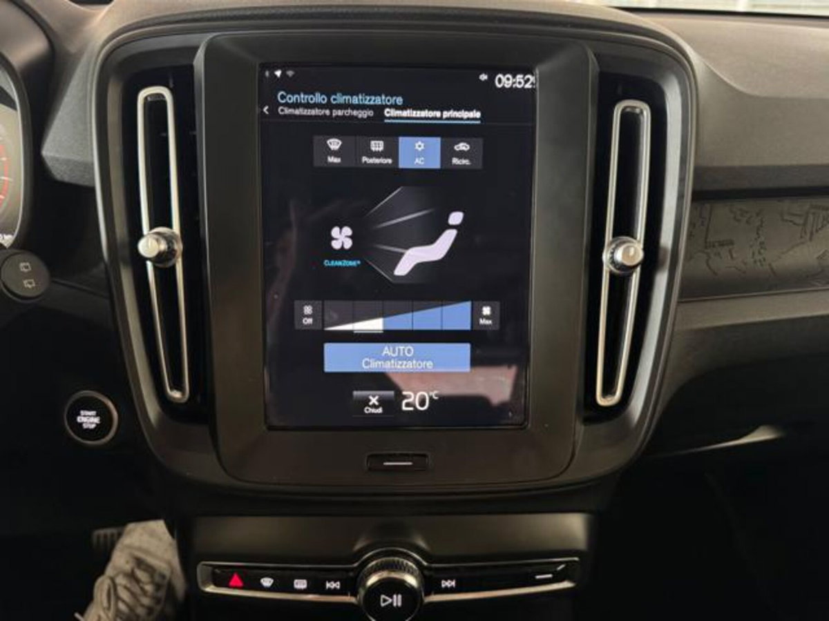 Volvo XC40 T2 automatico Core (20)