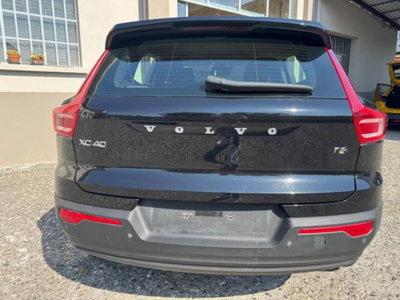 Volvo XC40 T2 automatico Core (5)