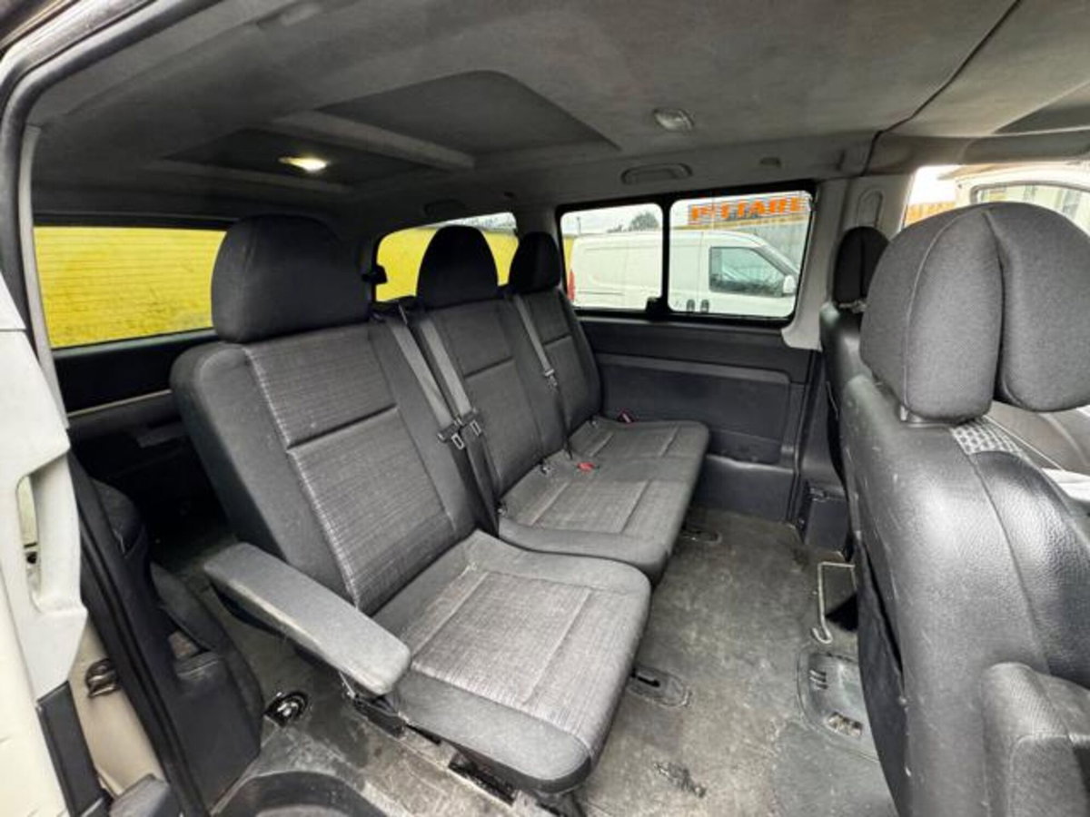 Mercedes-Benz Vito 2.2 113 CDI Kombi Crew Compact (11)