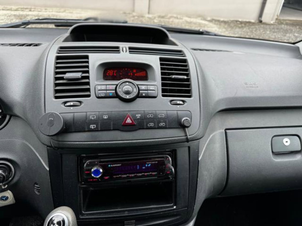 Mercedes-Benz Vito 2.2 113 CDI Kombi Crew Compact (8)