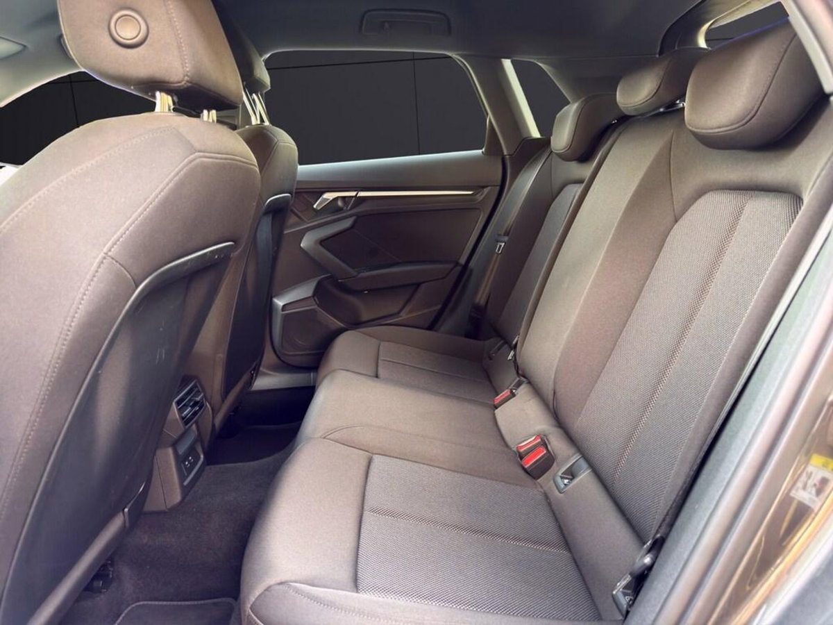 Audi A3 Sportback 30 TDI S line edition (13)