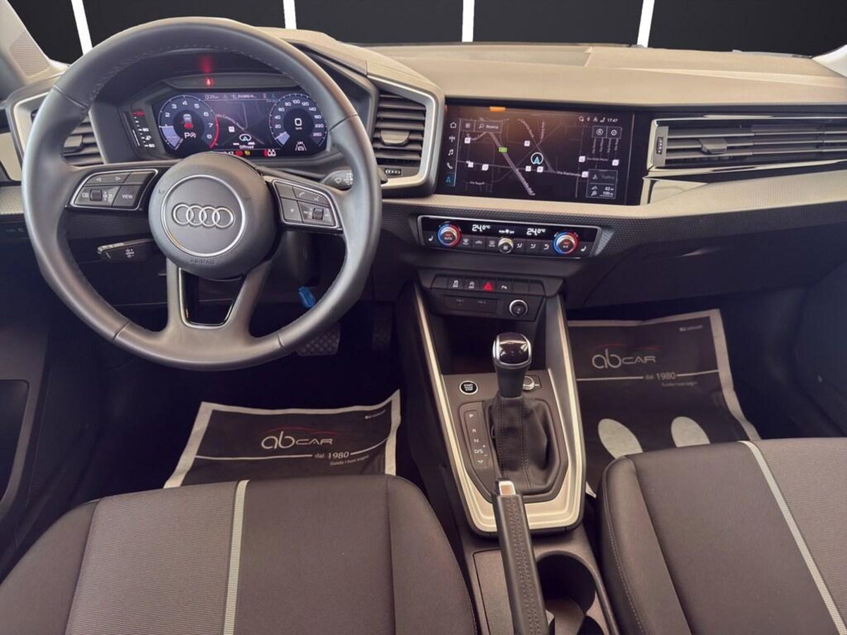 Audi A1 allstreet allstreet 30 TFSI S tronic Identity Contrast (13)