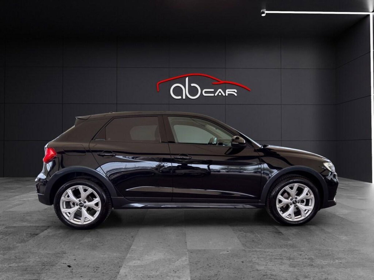 Audi A1 allstreet allstreet 30 TFSI S tronic Identity Contrast (7)