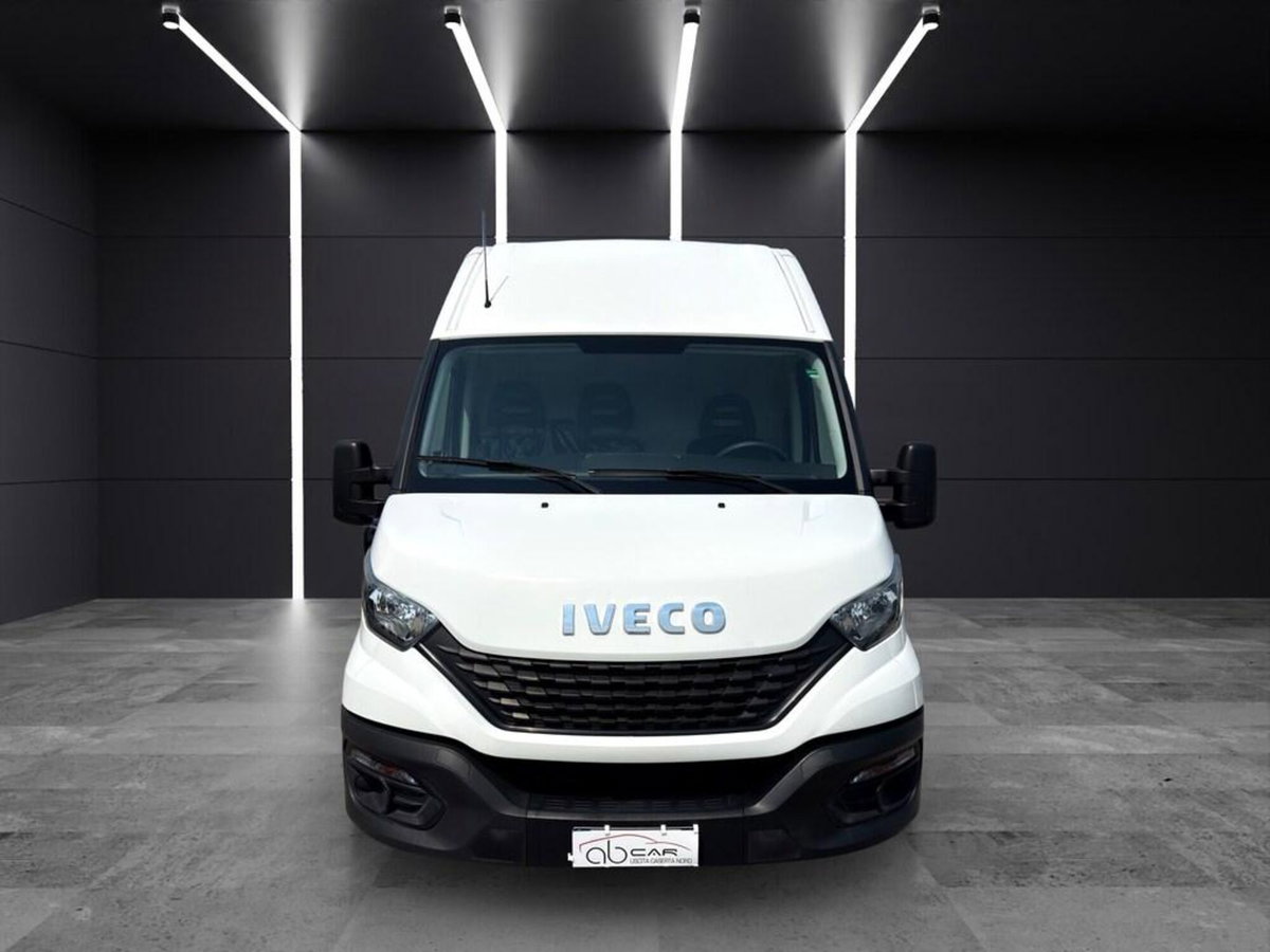 Iveco Daily Furgone 35 S12 V H2 3520 (2)