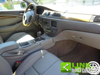 Jaguar S-Type 3.0 V6 Executive (14)