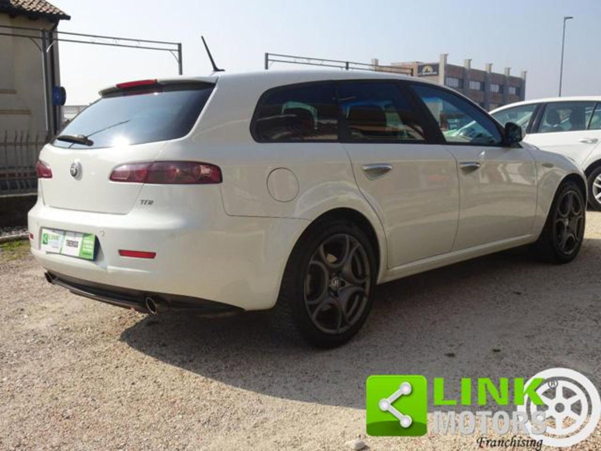 Alfa Romeo 159 SportWagon 1750 TBi Sportwagon Distinctive (10)