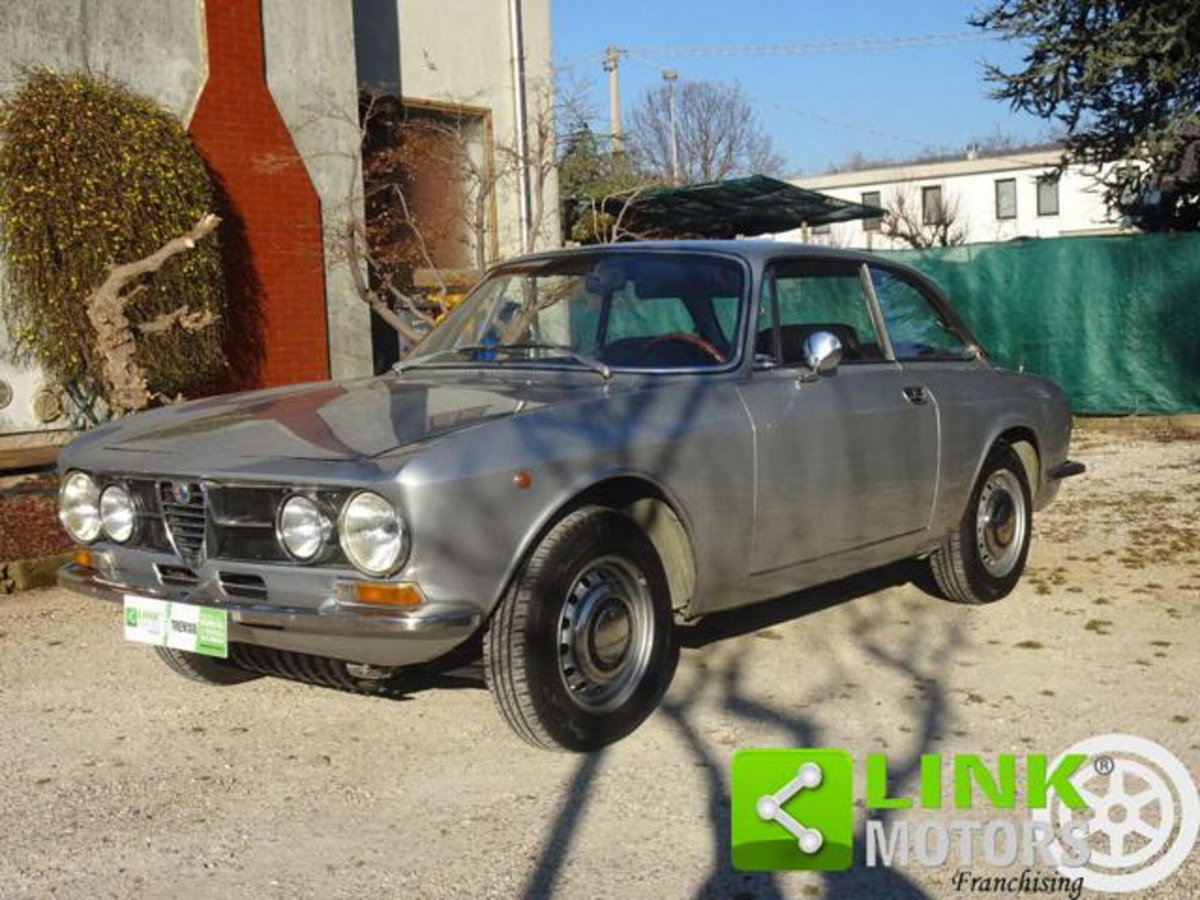 Alfa Romeo Giulietta 1750 tbi Quadrifoglio Verde 235cv (2)