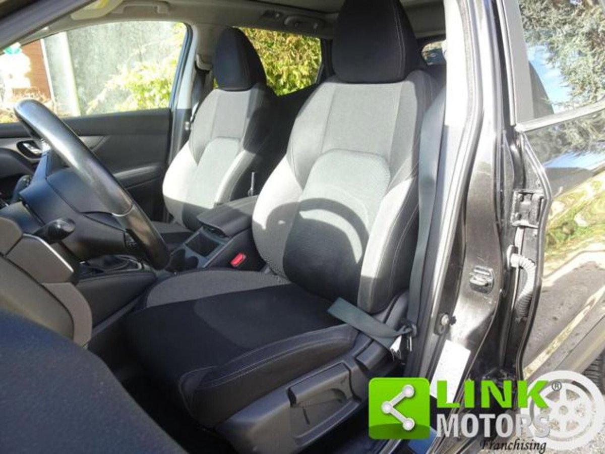 Nissan Qashqai 1.5 dCi 115 CV DCT Tekna+ Dynamic Standard (4)