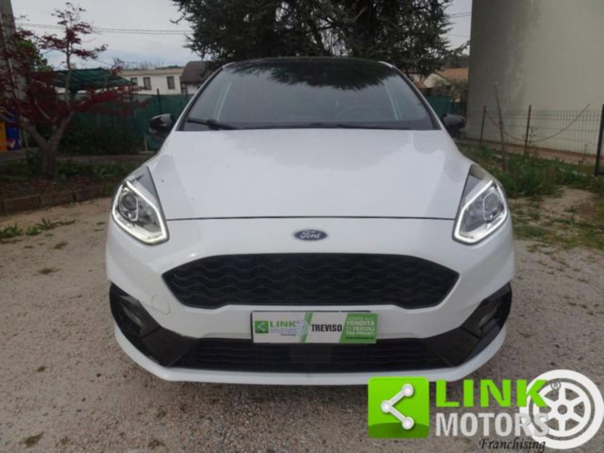 Ford Fiesta 1.1 85 CV 5 porte ST-Line (15)