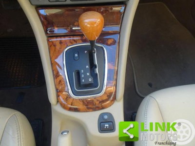 Jaguar X-Type 3.0 V6 24V cat Executive (11)