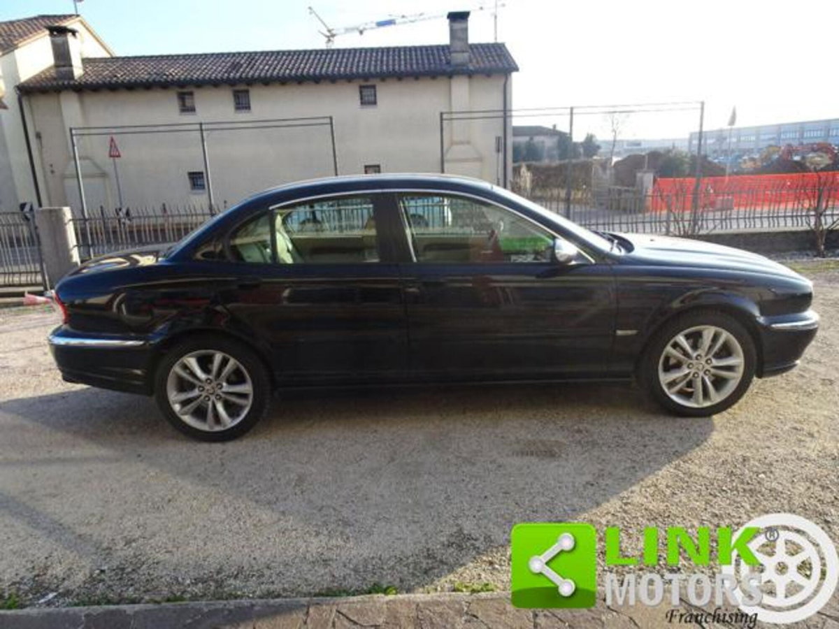 Jaguar X-Type 3.0 V6 24V cat Executive (3)