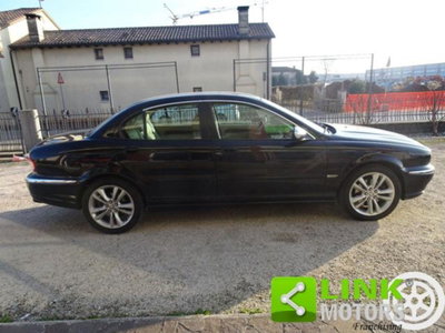 Jaguar X-Type 3.0 V6 24V cat Executive (3)