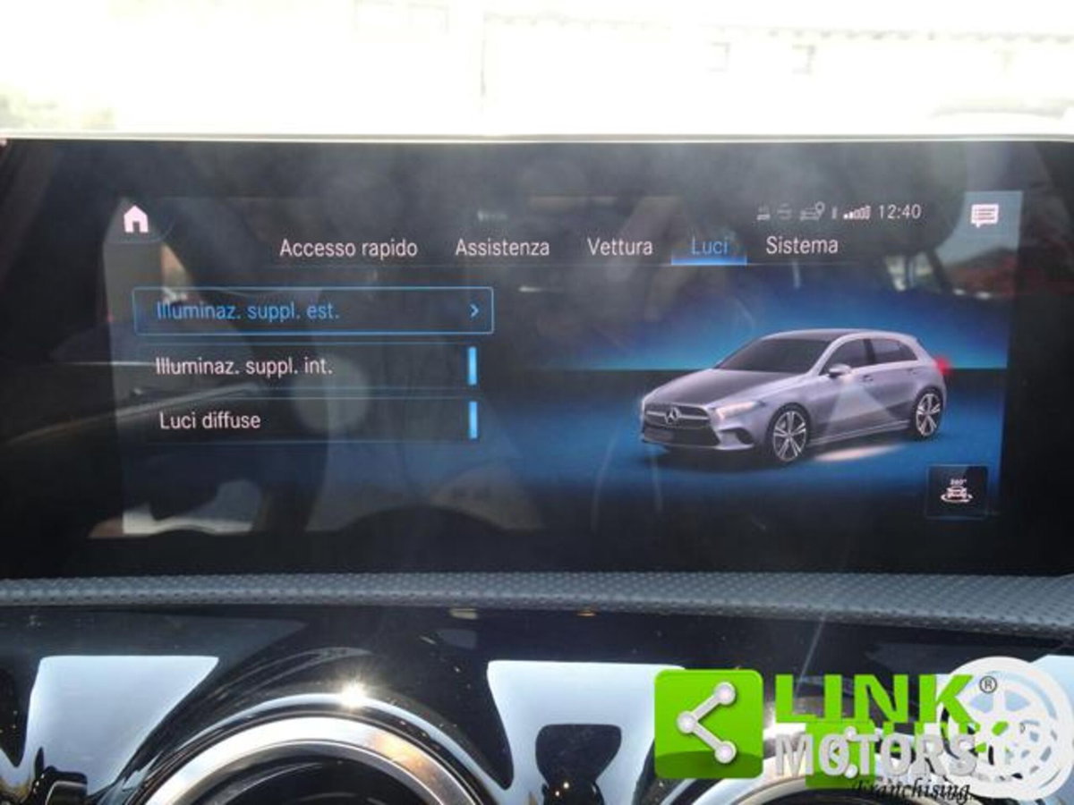 Mercedes-Benz Classe A Sedan 180 d 4p. Sport (19)