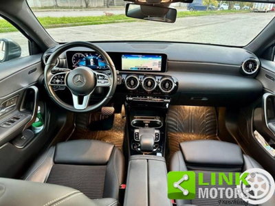 Mercedes-Benz Classe A Sedan 180 d 4p. Sport (9)