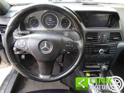 Mercedes-Benz Classe E Cabrio 350 CDI Cabrio BlueEFFICIENCY Avantgarde (15)