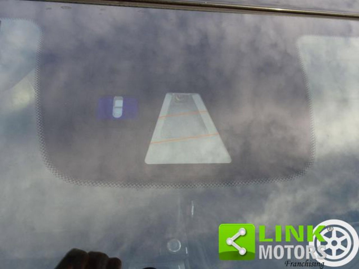 Mercedes-Benz Classe E Cabrio 350 CDI Cabrio BlueEFFICIENCY Avantgarde (17)