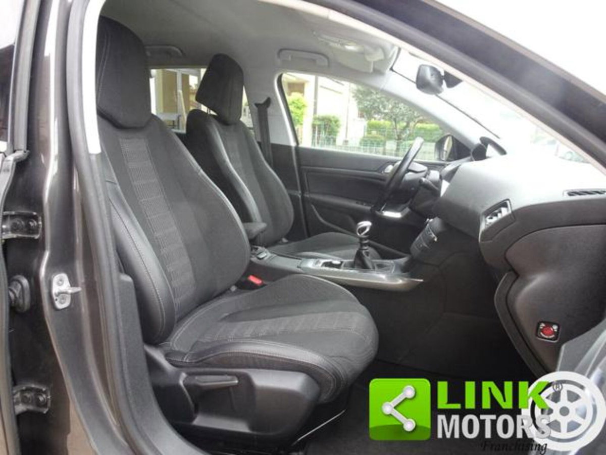 Peugeot 308 BlueHDi 130 S&S EAT8 GT Line (6)