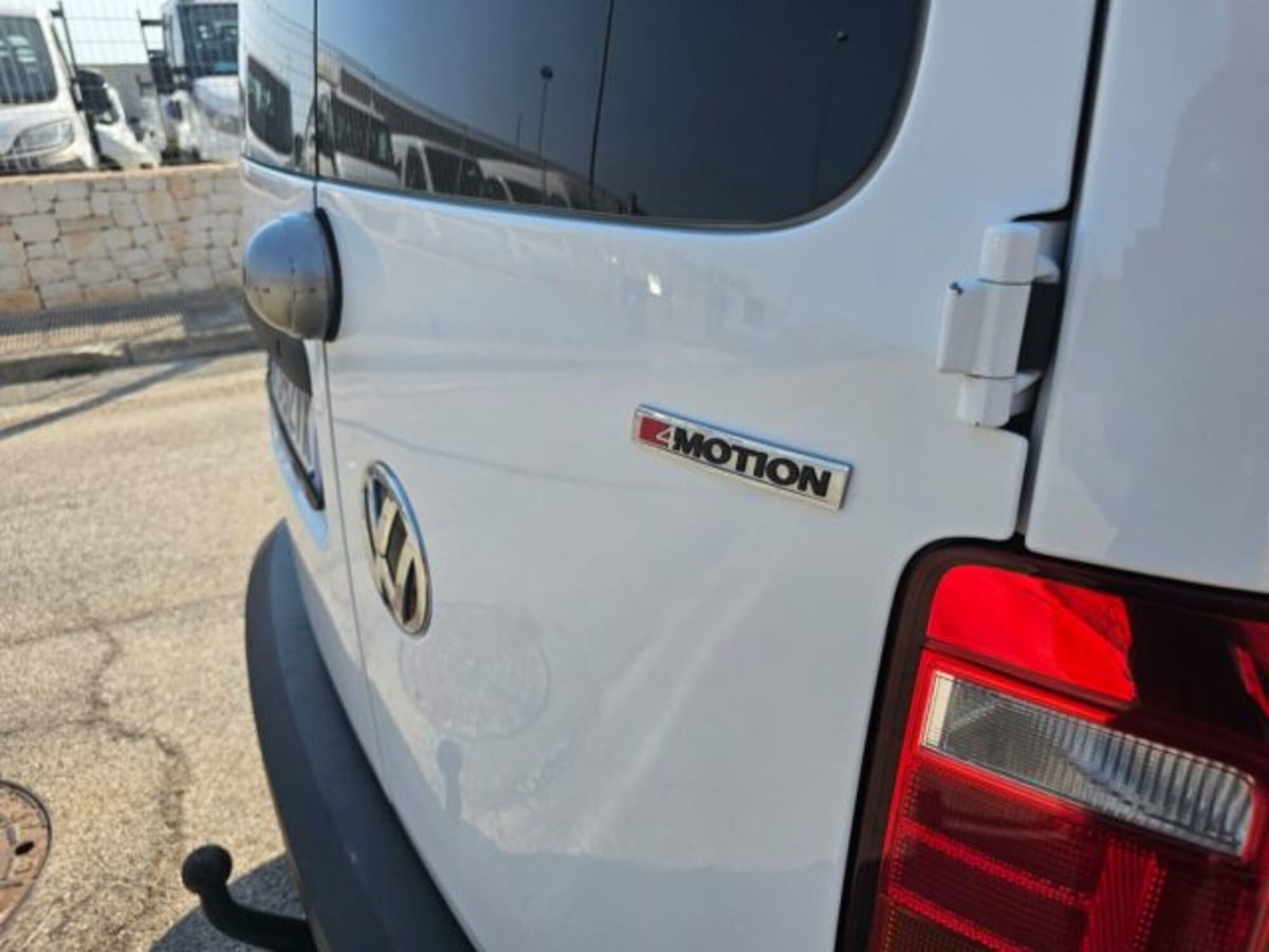 Volkswagen Veicoli Commerciali Caddy 2.0 TDI 122 CV 4MOTION Kombi (9)