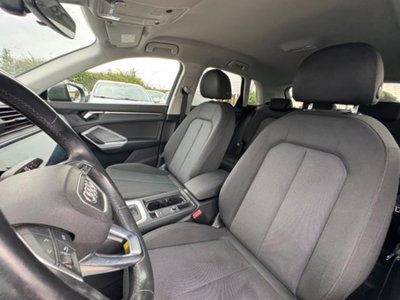 Audi Q3 Sportback 2.0 tdi Business 150cv s-tronic (16)