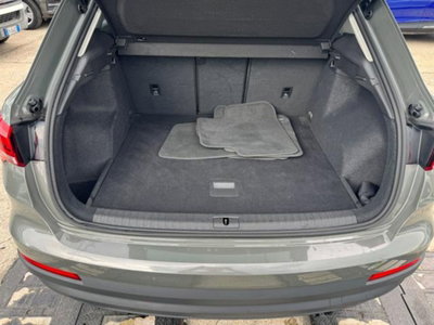 Audi Q3 Sportback 2.0 tdi Business 150cv s-tronic (19)