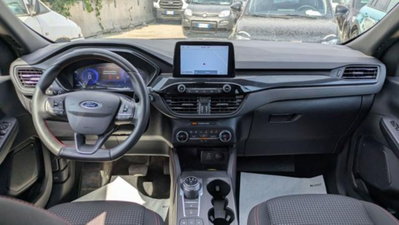 Ford Kuga 1.5 EcoBlue 120 CV 2WD ST-Line (6)