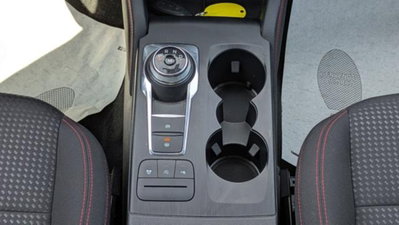Ford Kuga 1.5 EcoBlue 120 CV 2WD ST-Line (9)
